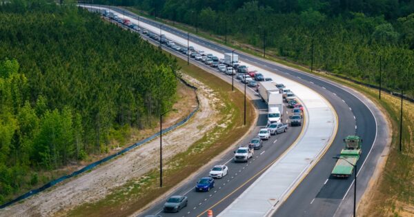 Hyundai’s Georgia Plant Opens Amid Traffic Challenges