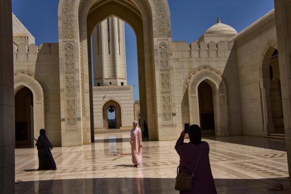 Negotiations Between Iran and U.S. Resume in Oman Amidst Escalating Nuclear Concerns