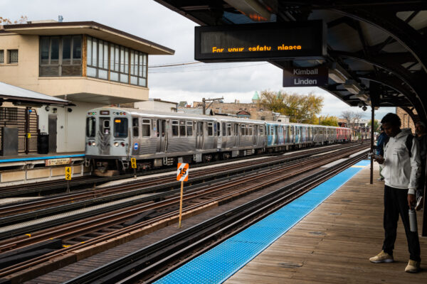 Urgent Transit Reform Bills Face Deadline in Illinois Legislature
