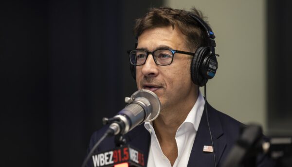 Political Speculation Surrounds Giannoulias and Mendoza Ahead of Chicago Mayoral Race