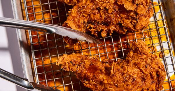 Acclaimed Chef Joshua Skenes Launches Fast-Casual Fried Chicken Spot Happies Hand Made in LA