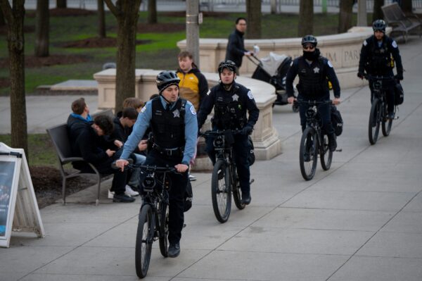 Federal Anti-Violence Program Expands to Downtown Chicago