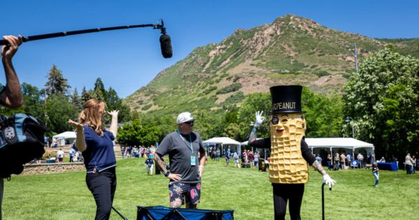 Antiques Roadshow Shines a Light on Souvenirs of Sentimental Value at Red Butte Garden