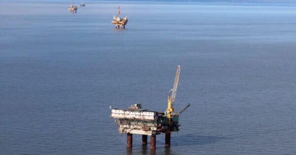 Alaska Governor’s Administration Threatens Oil and Gas Leases Over Delays in Drilling