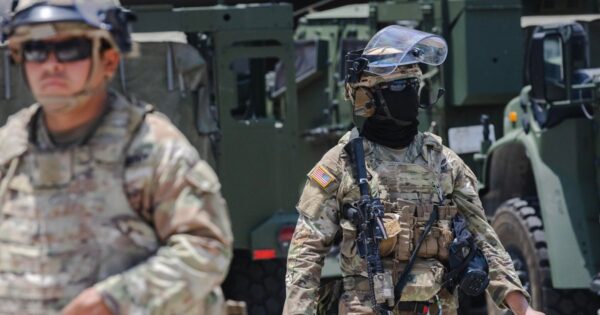 Federal Appeals Court Temporarily Restores Trump’s Control Over California National Guard Amid Illegal Deployment Controversy