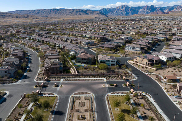 Las Vegas Housing Market Sees Nearly $7 Billion in Listings Amid Stabilization Efforts