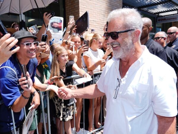 Mel Gibson Calls for Change in California Leadership Amid Ongoing Unrest