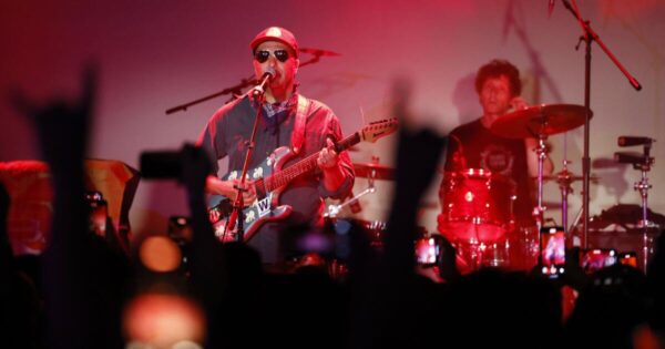 Tom Morello Leads Benefit Concert Against ICE Raids in Los Angeles