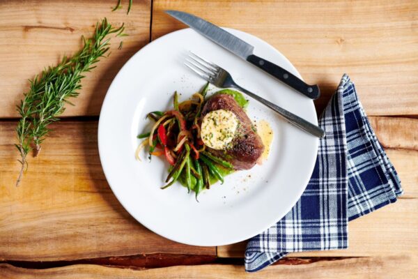 Top Farm-to-Table Restaurants on Hawaiʻi Island Highlight Local Flavors