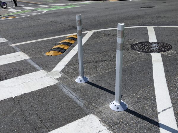 Discrepancies in Valencia Street Bike Lane Installation Raise Safety Concerns