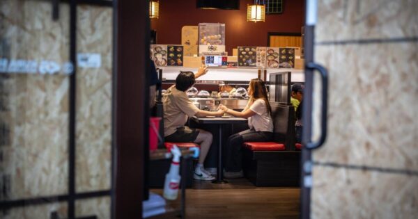 Los Angeles Restaurants Face Struggles Following Curfew and Protests