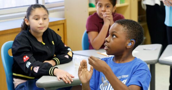 Dallas Summer Camp Introduces ASL to Young Students, Fostering Communication and Inclusion