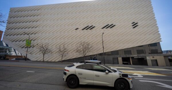 Race for Dominance in Autonomous Taxi Market Heats Up