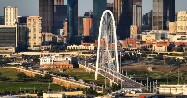 Traffic Chaos on Margaret Hunt Hill Bridge Amid Music Video Shoot