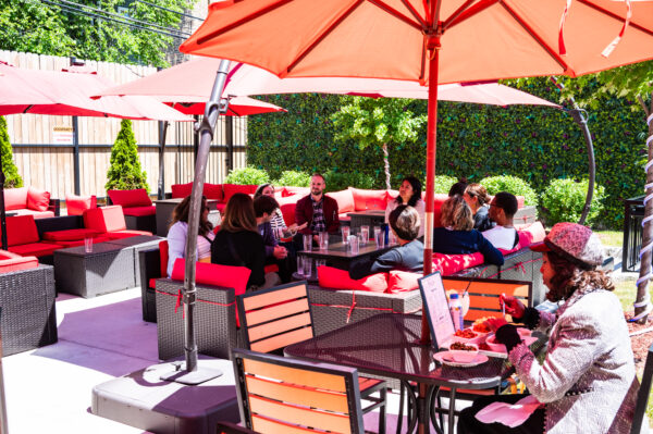 Exploring Chicago’s Vibrant Summer Patios: A Guide to Over 200 Outdoor Dining Spots
