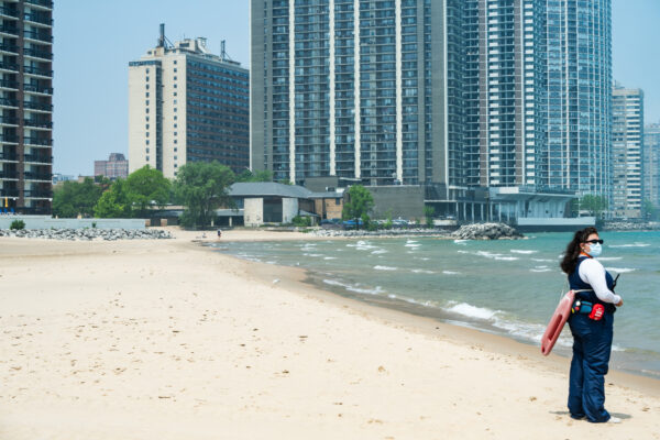 Lake Michigan Water Levels Decline: Impacts on Chicago’s Beaches and Shoreline
