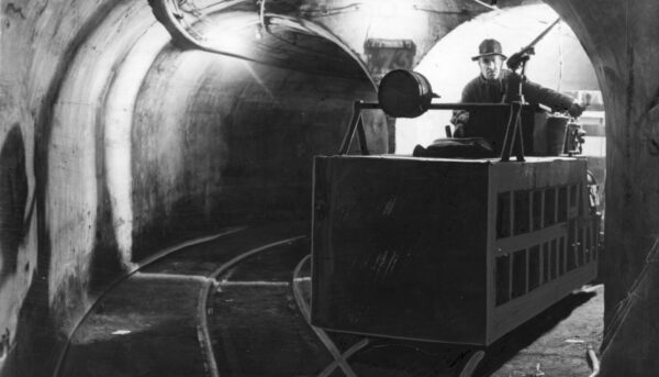 The Allure of Underground Chicago: Urban Explorers and the Myths of Hidden Tunnels