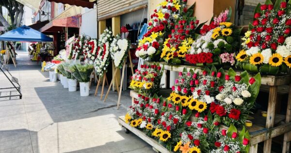 Fear of Immigration Raids Disrupts Business at L.A.’s Flower Market