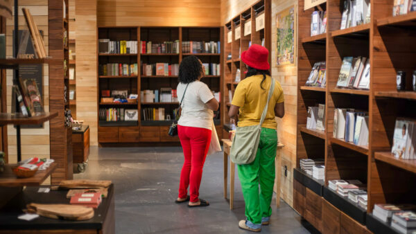 Discover Captivating Summer Reads at the Atlanta History Center Shop