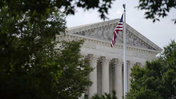 Supreme Court Limits Nationwide Injunctions Amid Ongoing Citizenship Debate