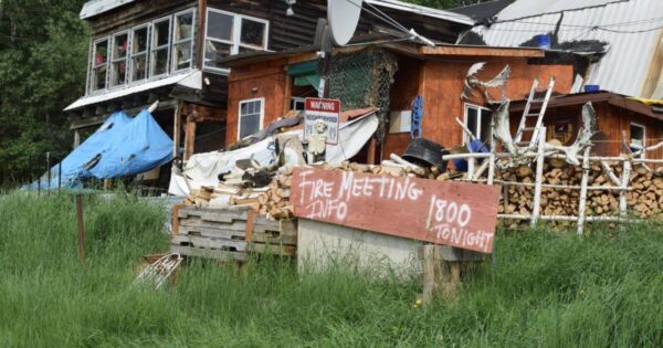 Residents of Haystack Neighborhood Face Fire Risks Amid Evacuation Notices