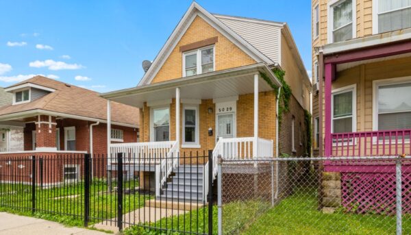 Chicago Housing Market Sees Inventory Drop and Rising Prices