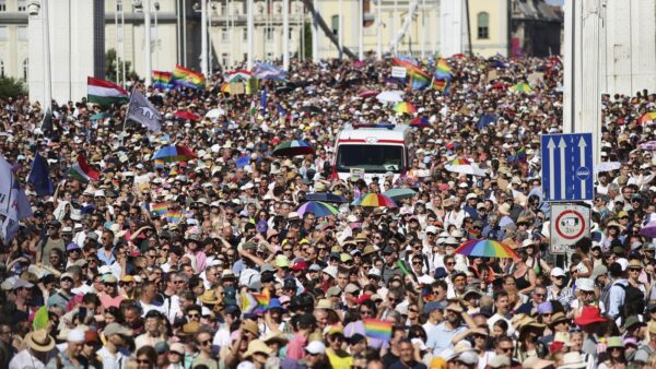 Hundreds of Thousands Defy Ban to Celebrate Historic Pride in Budapest