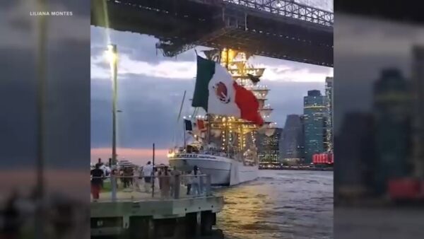 Mexican Navy Tall Ship Collides with Brooklyn Bridge, Investigations Underway