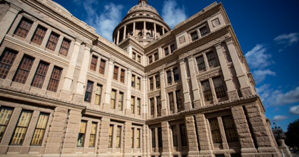 Texas Legislative Session Fails to Halt Guaranteed Income Programs