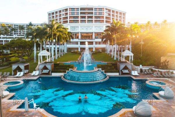 Maui’s Most Romantic Resorts: A Reader’s Choice Guide for Couples