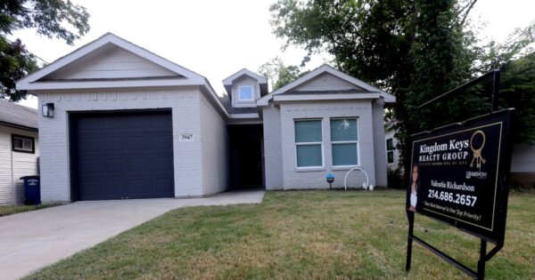 Dallas-Fort Worth Home Market Faces Challenges for Buyers and Sellers