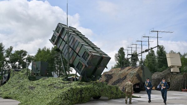 U.S. Freezes Military Aid to Ukraine Amid Concerns Over Defense Capabilities
