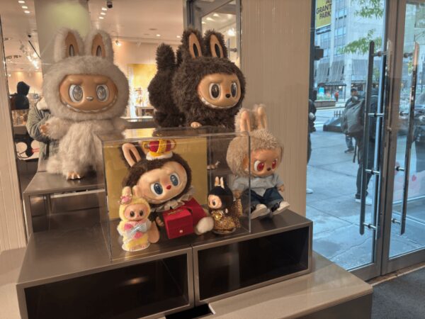 Labubu Dolls Take Chicago by Storm: A Collector’s Dream