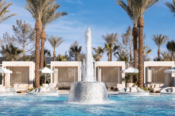 Las Vegas Resorts Offer Summer Deals to Attract Staycationers Amid Travel Concerns