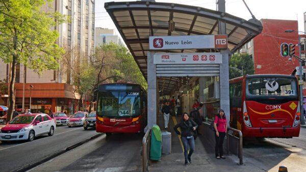 New York City Buses Still Struggling: Experts Call for Real Bus Rapid Transit Solutions