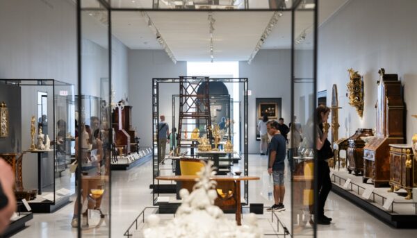 Art Institute of Chicago Reopens European Design Galleries with Enhanced Display