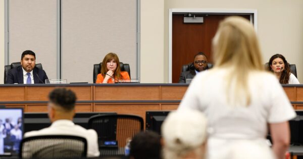 Dallas Schools Face $22 Million Funding Gap Due to Federal Freeze