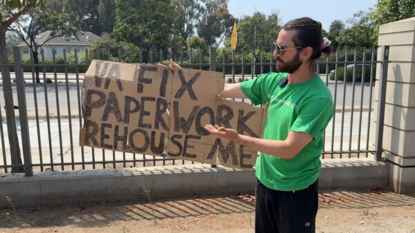 Navy Veteran Faces Bureaucratic Hurdles in Quest for Housing in Los Angeles