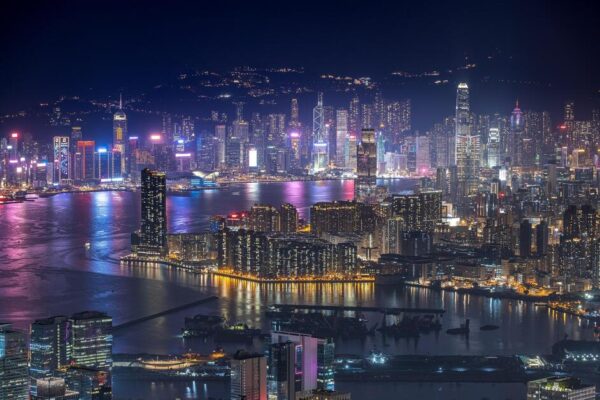 Delta Airlines Expands Nonstop Service from LAX to Hong Kong and Chicago