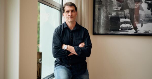 Billy Ray Warns of AI’s Threat to Screenwriting Amid Hollywood’s Evolving Landscape