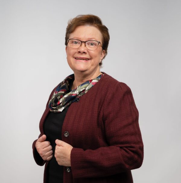 Cynthia Briscoe Brown Stands Down After 12 Years on Atlanta School Board