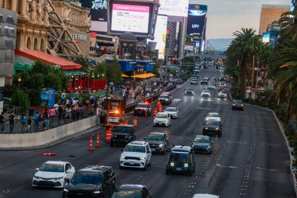 Las Vegas Faces International Tourism Decline Amid Gaming Revenue Concerns
