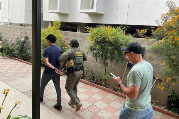 Federal Agents Conduct Mass Raids in Los Angeles, Detaining Immigrants in Controversial Operations