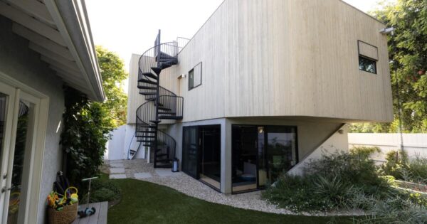 The Joy of Innovation: A Family’s Creative ADU Journey in Venice