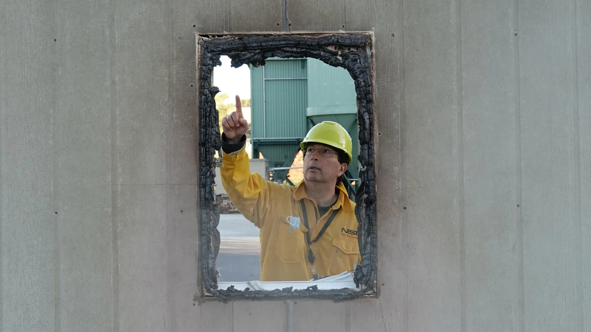 NIST’s Alexander Maranghides Honored with Service to America Medal for Wildfire Research