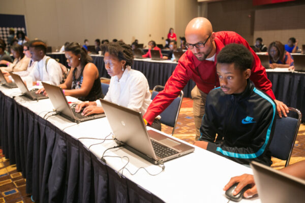 Chicago’s Youth Job Crisis: The Need for Year-Round Work-Study Programs