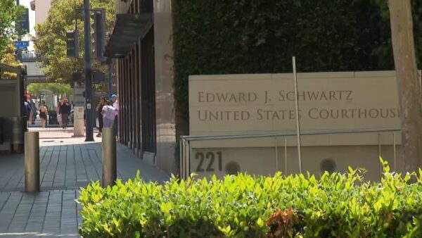Asylum Seeker Sues U.S. Government After Arrest at Immigration Hearing