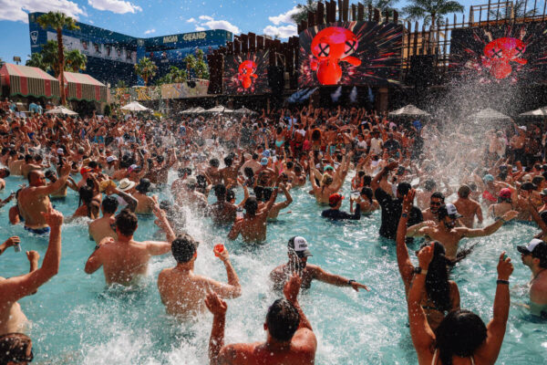 Pool Season Heats Up in Southern Nevada: A Guide to Local Resorts