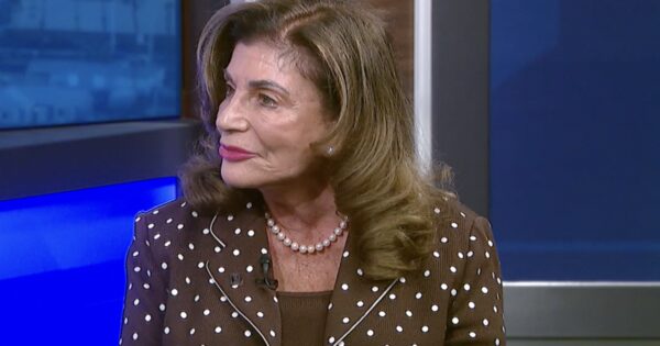 Las Vegas Mayor Plans Pet Store Regulations, Aims for Complete Ban