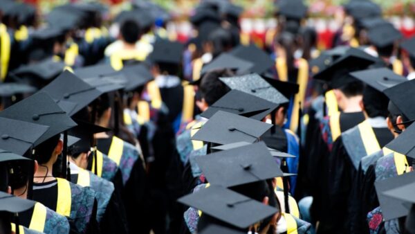 Navigating the Competitive Job Market: Skills Over Degrees for New Graduates
